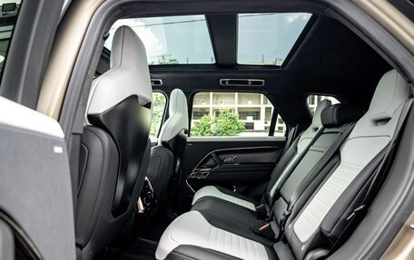 Land Rover Range Rover Sport, 2024 год, 28 290 000 рублей, 30 фотография
