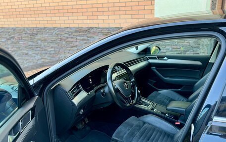 Volkswagen Passat B8 рестайлинг, 2015 год, 1 800 000 рублей, 7 фотография