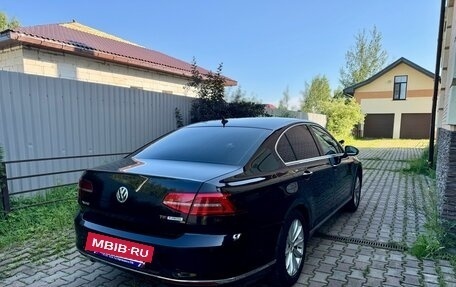Volkswagen Passat B8 рестайлинг, 2015 год, 1 800 000 рублей, 4 фотография
