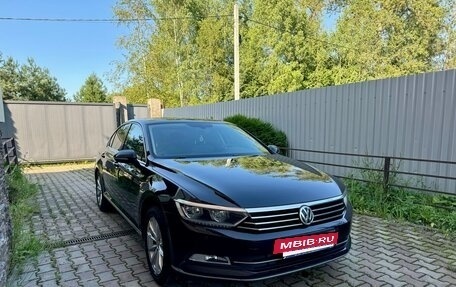 Volkswagen Passat B8 рестайлинг, 2015 год, 1 800 000 рублей, 3 фотография