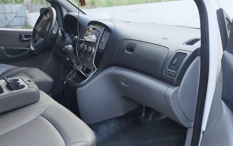 Hyundai Grand Starex Grand Starex I рестайлинг 2, 2008 год, 1 100 000 рублей, 4 фотография