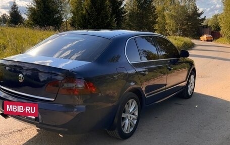 Skoda Superb III рестайлинг, 2011 год, 970 000 рублей, 4 фотография
