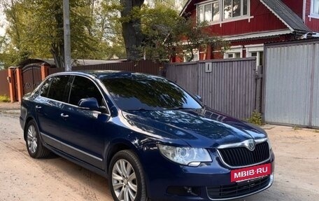 Skoda Superb III рестайлинг, 2011 год, 970 000 рублей, 10 фотография