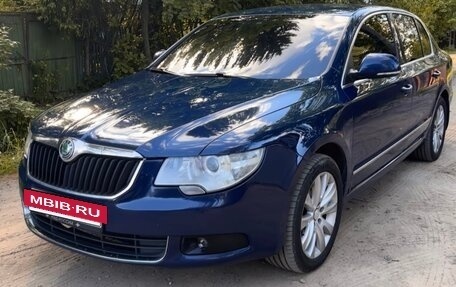 Skoda Superb III рестайлинг, 2011 год, 970 000 рублей, 19 фотография