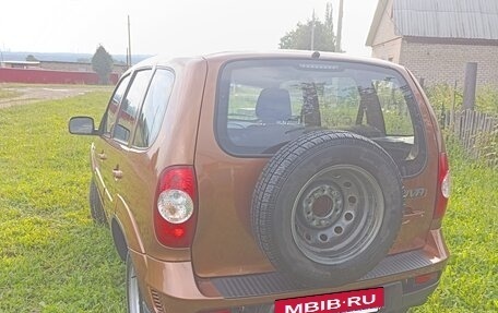Chevrolet Niva I рестайлинг, 2018 год, 610 000 рублей, 6 фотография