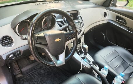Chevrolet Cruze II, 2012 год, 700 000 рублей, 13 фотография