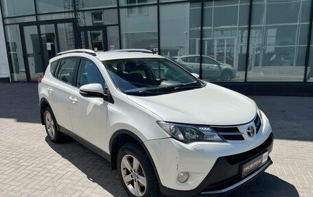 Toyota RAV4, 2015 год, 1 830 000 рублей, 3 фотография