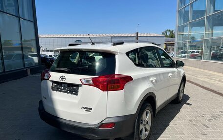 Toyota RAV4, 2015 год, 1 830 000 рублей, 5 фотография