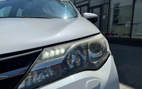 Toyota RAV4, 2015 год, 1 830 000 рублей, 9 фотография