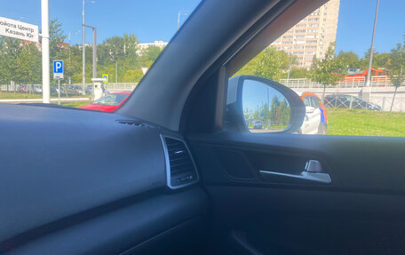 Hyundai Tucson III, 2018 год, 2 400 000 рублей, 10 фотография
