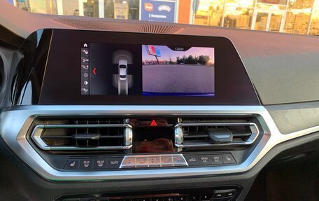 BMW 3 серия, 2019 год, 3 980 000 рублей, 20 фотография