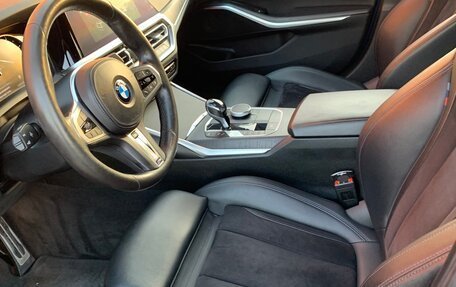 BMW 3 серия, 2019 год, 3 980 000 рублей, 18 фотография