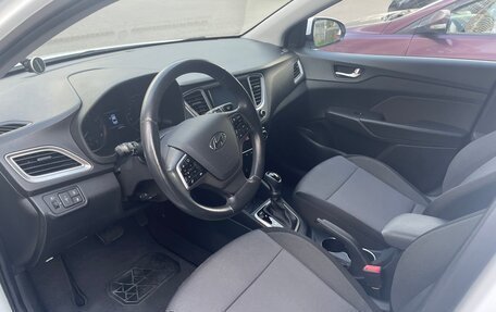 Hyundai Solaris II рестайлинг, 2019 год, 1 800 000 рублей, 8 фотография