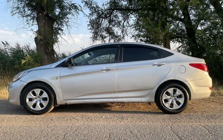 Hyundai Solaris II рестайлинг, 2013 год, 530 000 рублей, 8 фотография