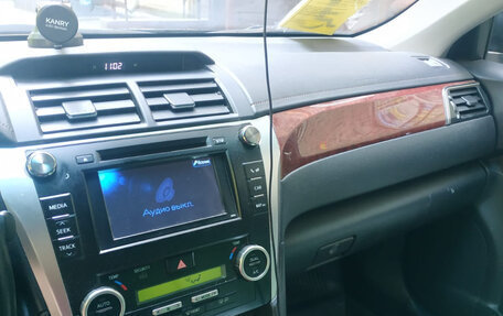 Toyota Camry, 2012 год, 1 740 000 рублей, 7 фотография