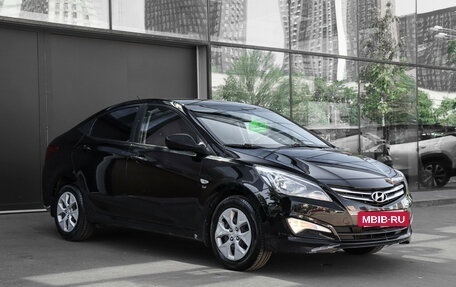 Hyundai Solaris II рестайлинг, 2016 год, 997 000 рублей, 3 фотография