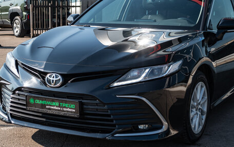 Toyota Camry, 2021 год, 2 400 000 рублей, 2 фотография