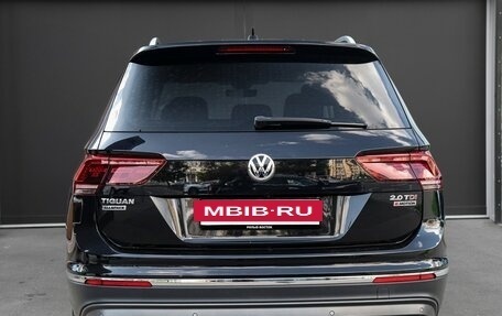 Volkswagen Tiguan II, 2019 год, 3 050 000 рублей, 6 фотография
