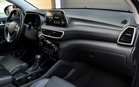 Hyundai Tucson III, 2019 год, 2 300 000 рублей, 9 фотография