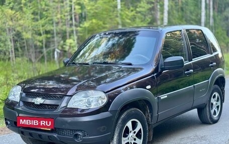 Chevrolet Niva I рестайлинг, 2013 год, 530 000 рублей, 5 фотография