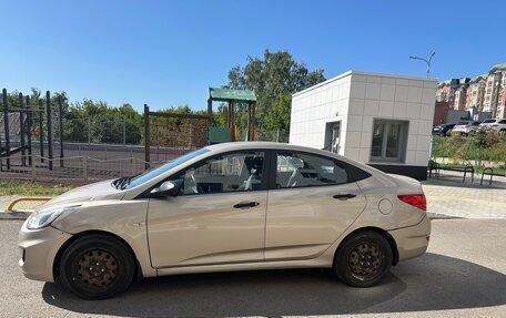 Hyundai Solaris II рестайлинг, 2014 год, 800 000 рублей, 4 фотография