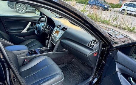 Toyota Camry, 2011 год, 1 400 000 рублей, 9 фотография