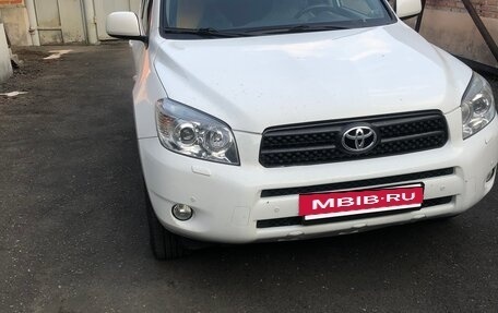 Toyota RAV4, 2007 год, 1 200 000 рублей, 2 фотография