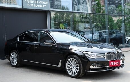 BMW 7 серия, 2017 год, 2 810 000 рублей, 3 фотография