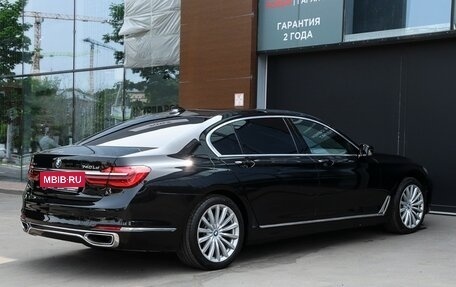 BMW 7 серия, 2017 год, 2 810 000 рублей, 5 фотография