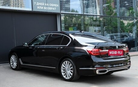 BMW 7 серия, 2017 год, 2 810 000 рублей, 7 фотография
