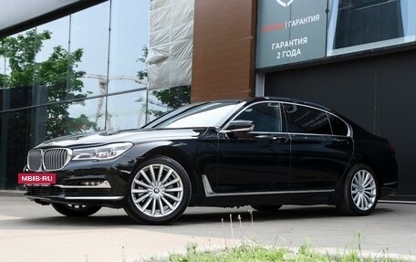 BMW 7 серия, 2017 год, 2 810 000 рублей, 26 фотография