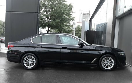 BMW 5 серия, 2020 год, 3 300 000 рублей, 5 фотография