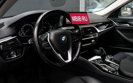 BMW 5 серия, 2020 год, 3 300 000 рублей, 14 фотография