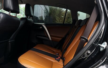 Toyota RAV4, 2017 год, 2 195 000 рублей, 10 фотография