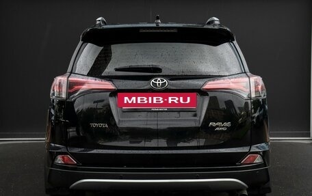 Toyota RAV4, 2017 год, 2 195 000 рублей, 6 фотография