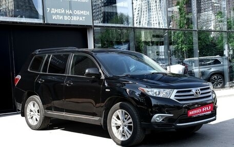 Toyota Highlander III, 2012 год, 1 650 000 рублей, 3 фотография