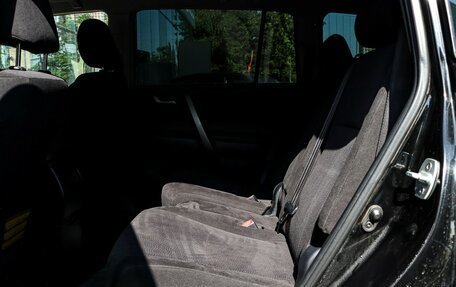 Toyota Highlander III, 2012 год, 1 650 000 рублей, 10 фотография
