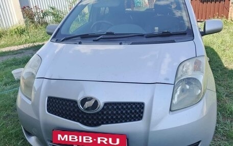 Toyota Vitz, 2005 год, 550 000 рублей, 1 фотография