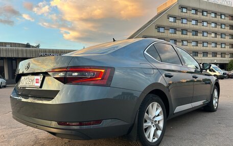 Skoda Superb III рестайлинг, 2017 год, 2 150 000 рублей, 11 фотография