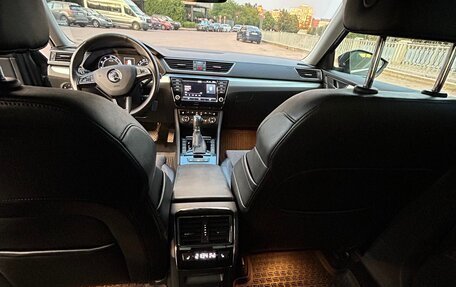 Skoda Superb III рестайлинг, 2017 год, 2 150 000 рублей, 16 фотография