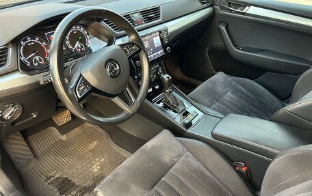 Skoda Superb III рестайлинг, 2017 год, 2 150 000 рублей, 17 фотография