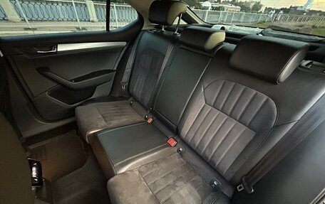 Skoda Superb III рестайлинг, 2017 год, 2 150 000 рублей, 28 фотография