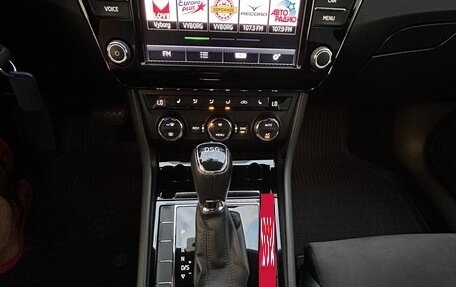 Skoda Superb III рестайлинг, 2017 год, 2 150 000 рублей, 21 фотография