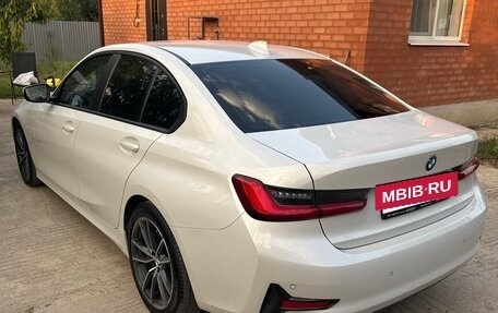 BMW 3 серия, 2019 год, 3 050 000 рублей, 4 фотография