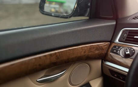BMW 5 серия, 2010 год, 1 970 000 рублей, 13 фотография