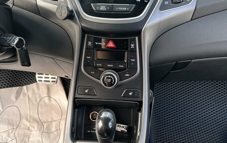 Hyundai Elantra V, 2014 год, 1 050 000 рублей, 13 фотография