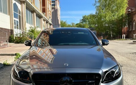 Mercedes-Benz E-Класс, 2018 год, 5 100 000 рублей, 2 фотография