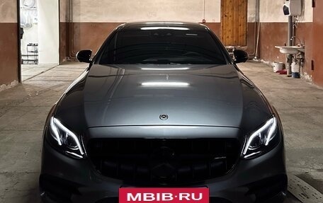 Mercedes-Benz E-Класс, 2018 год, 5 100 000 рублей, 23 фотография