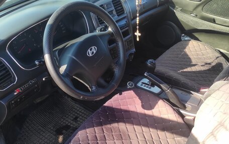 Hyundai Sonata IV рестайлинг, 2005 год, 359 000 рублей, 11 фотография