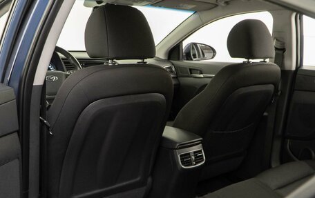 Hyundai Elantra VI рестайлинг, 2018 год, 1 790 000 рублей, 11 фотография